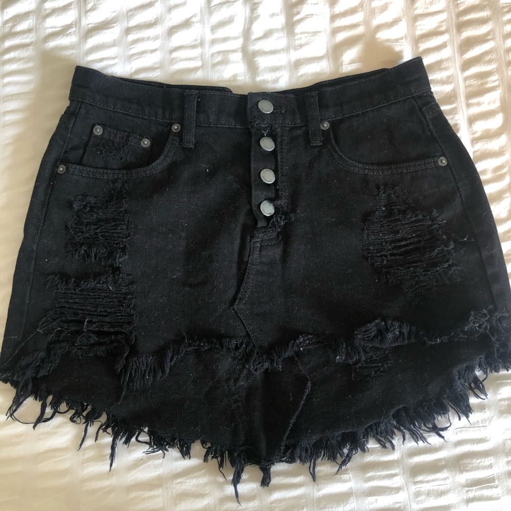 LF Black denim skirt